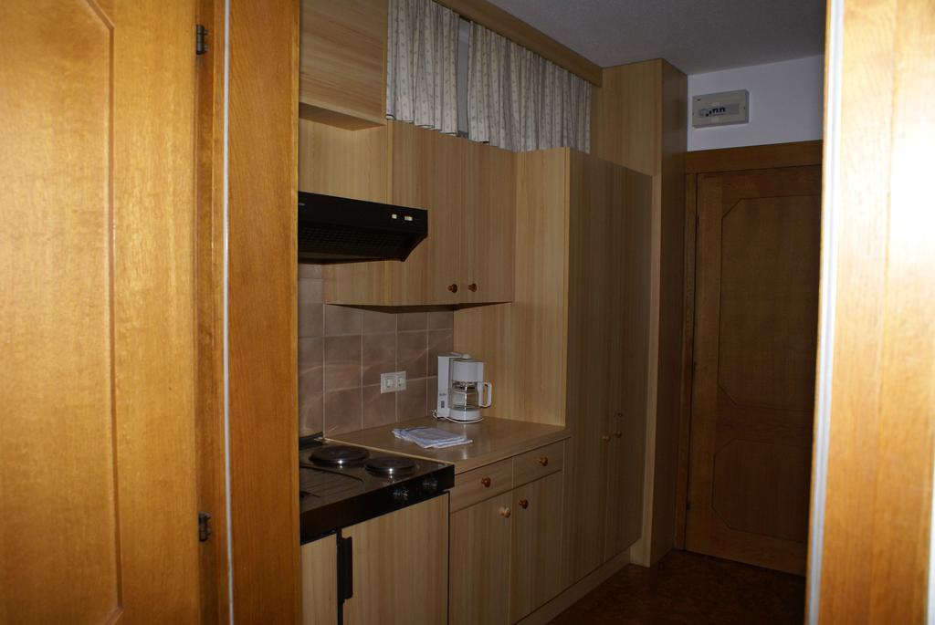 Haus Schuschnig Apartment Бад Клайнкирххайм Стая снимка